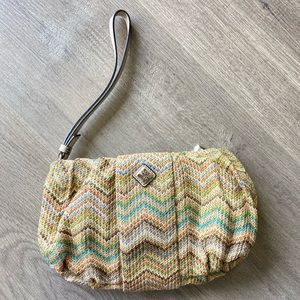 Vera Wang Clutch 💚💛